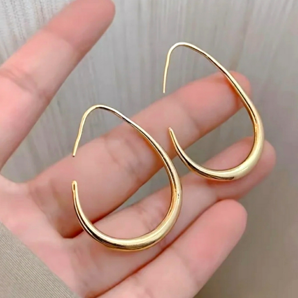 18k gold plated oval drop earrings; nwot